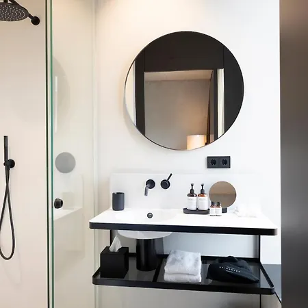 Lifestyle By Phillip Sigwart 3*