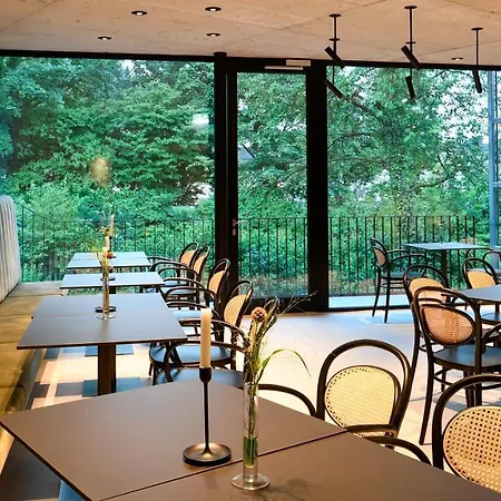 Lifestyle By Phillip Sigwart Bed & Breakfast