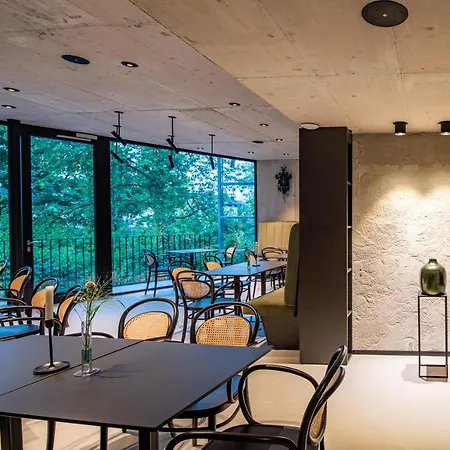 Lifestyle By Phillip Sigwart 3*